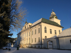 Korsholms kyrka med snö