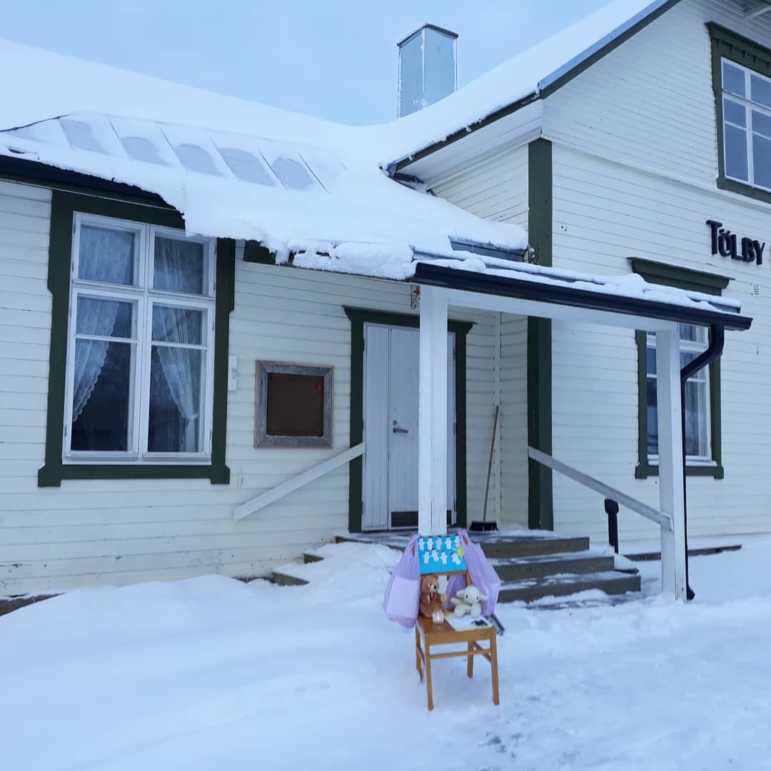Tölby hembygdsgård i snö